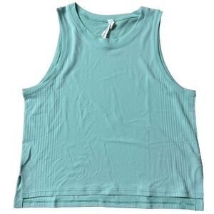 Lululemon Lightweight Tank Top. Size 6